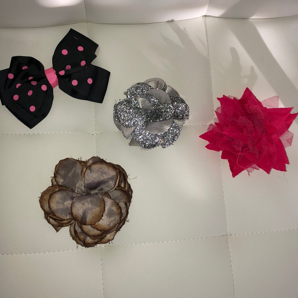 Bows - Picture 2 of 2